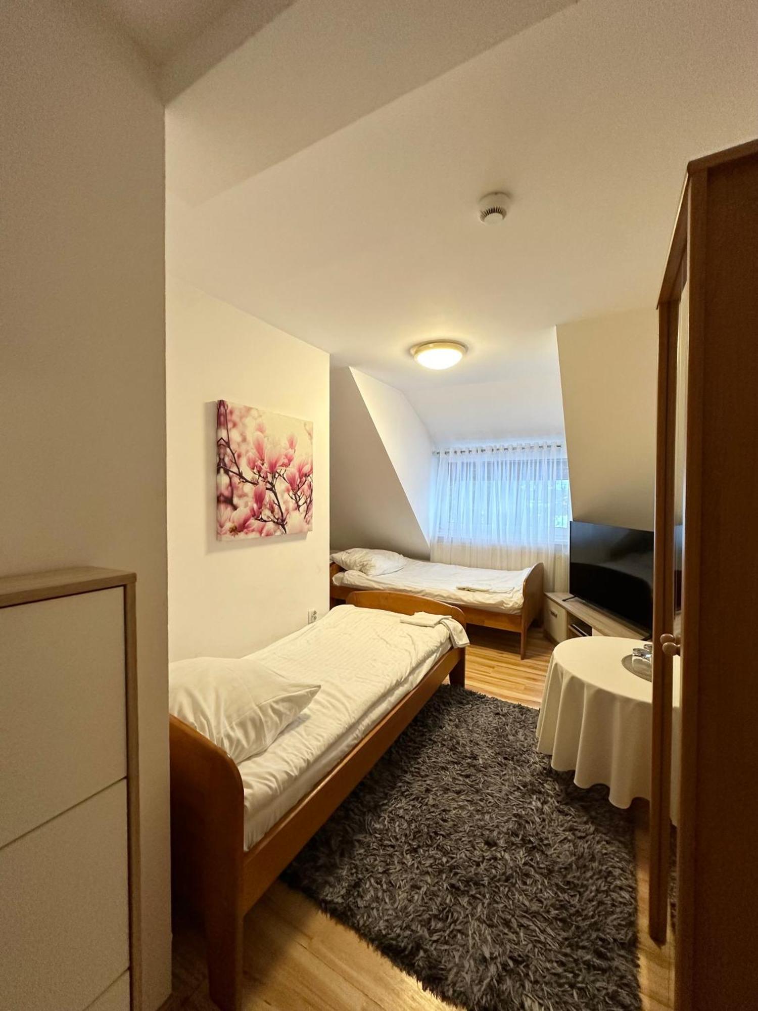 Motel Za Miedza Bralin Extérieur photo