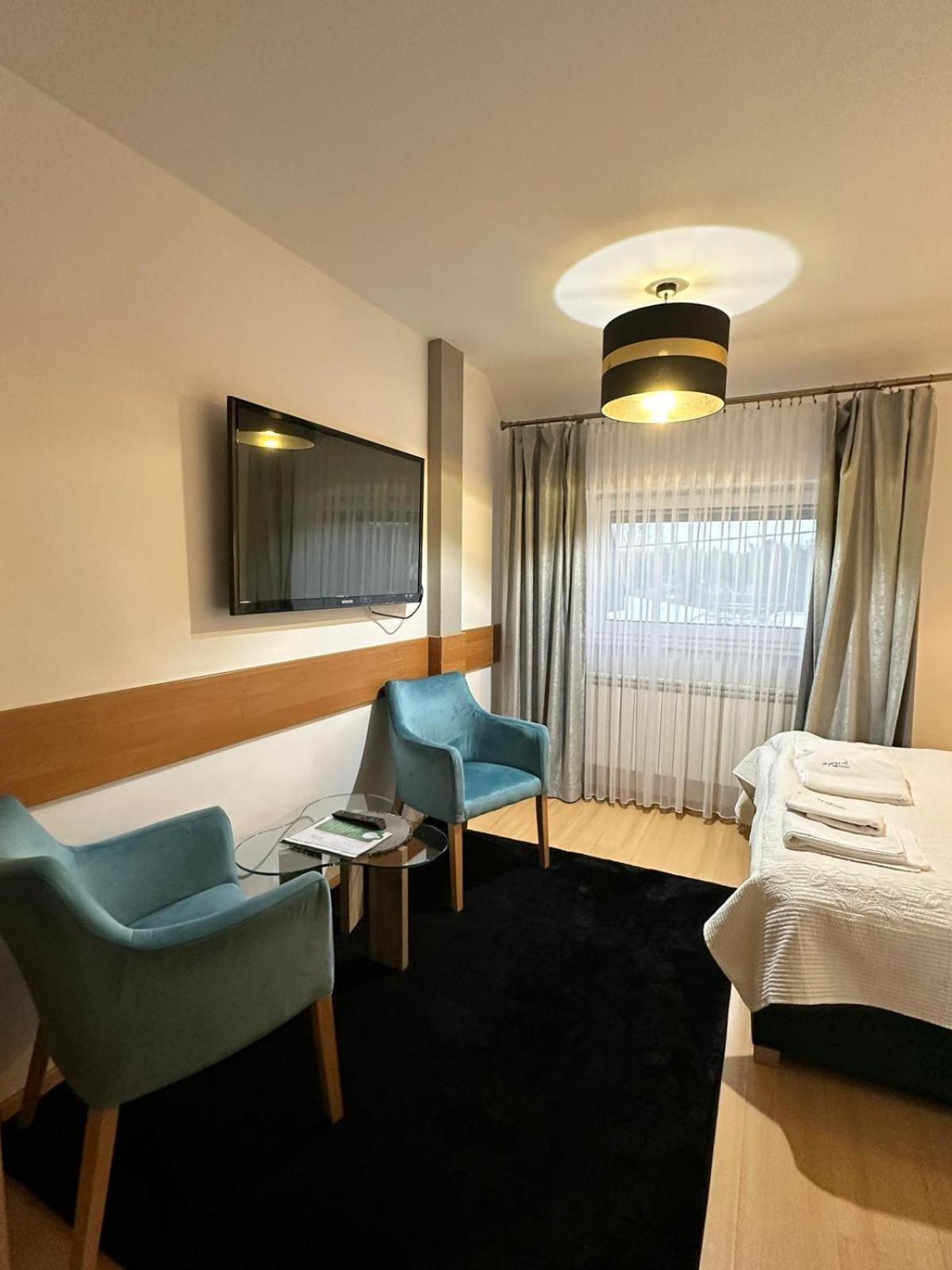 Motel Za Miedza Bralin Extérieur photo