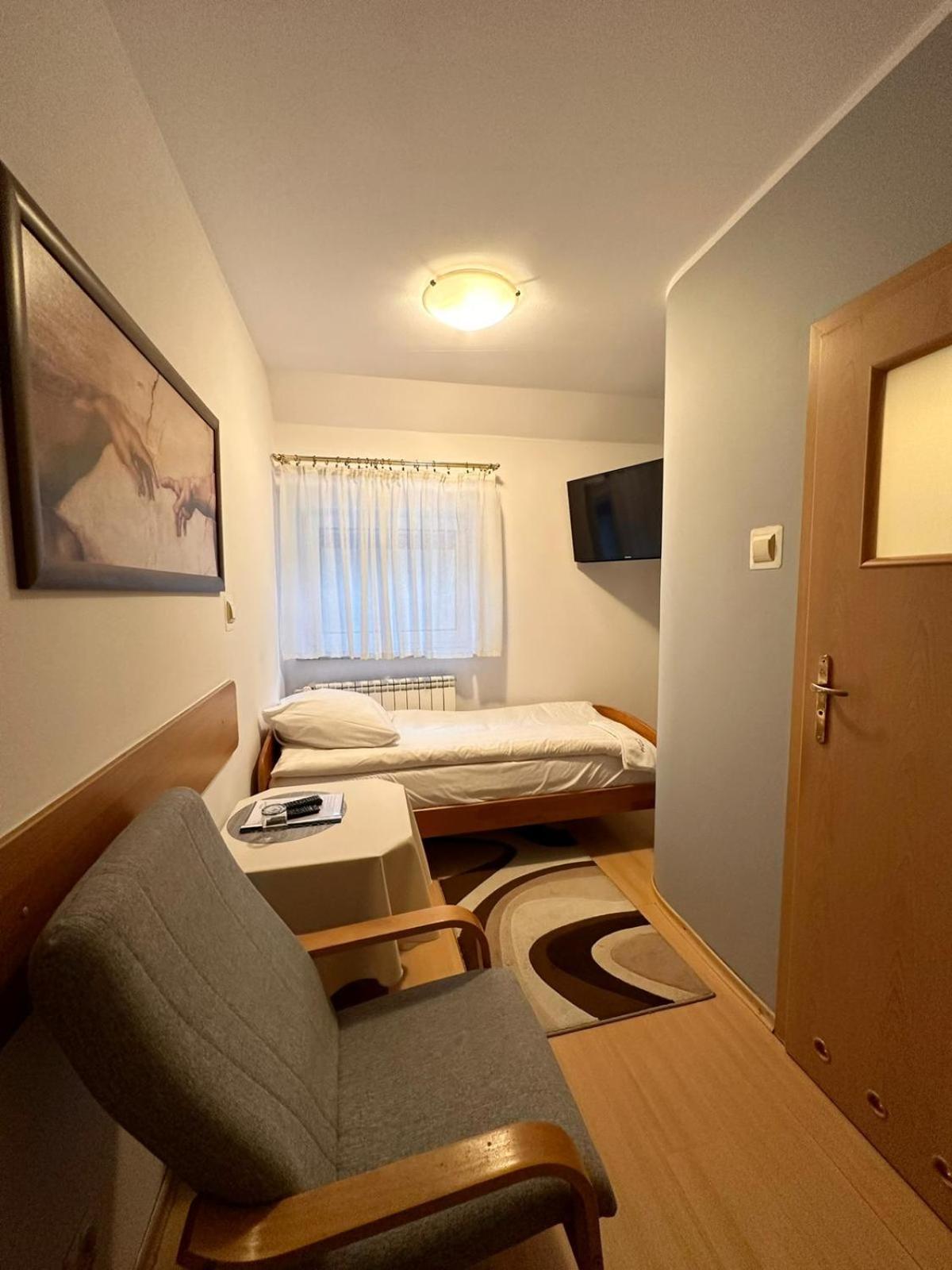 Motel Za Miedza Bralin Extérieur photo